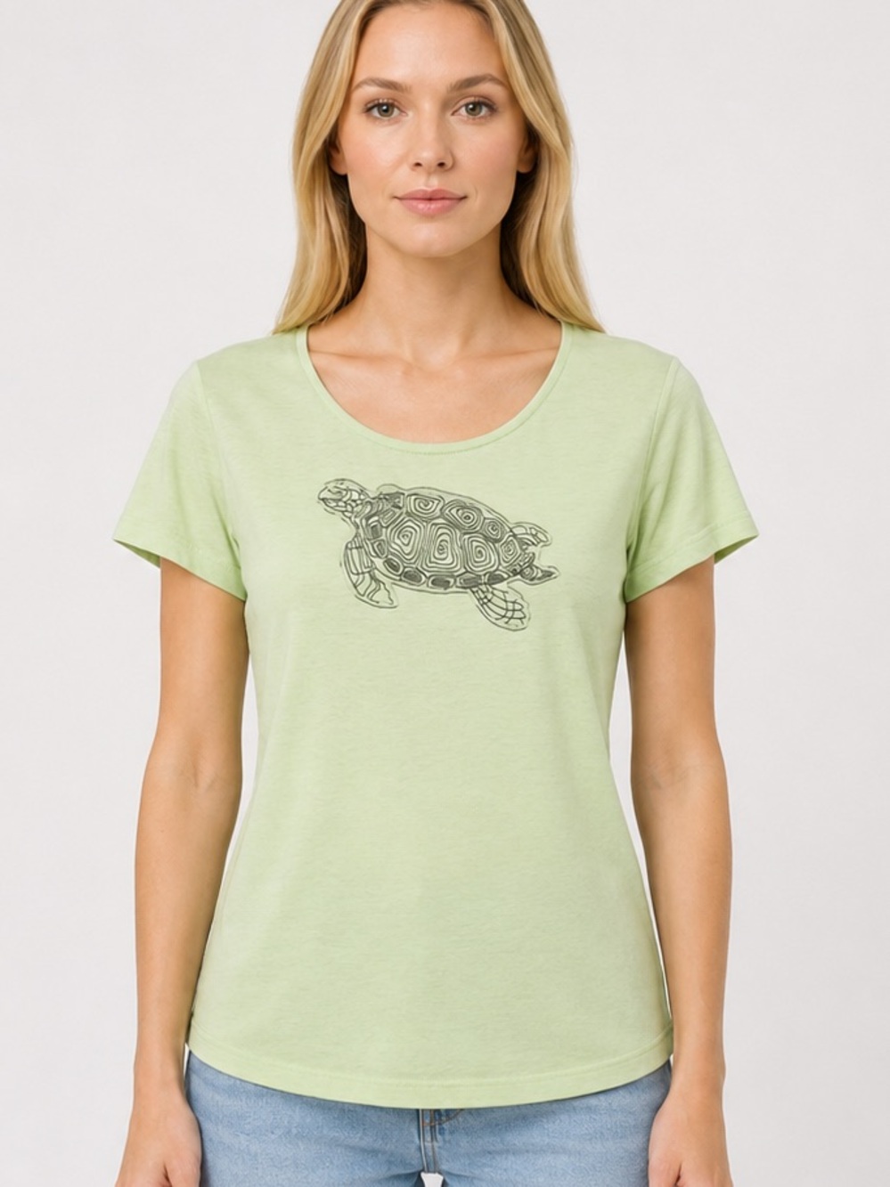 Tiara International Embroidered Turtle Appliqué T-Shirt Pale Green Size Medium